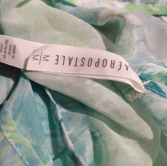 LAST CHANCEAeropostale Halter Back Tank Top - Picture 7 of 8